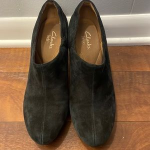 Black Clark’s indigo booties